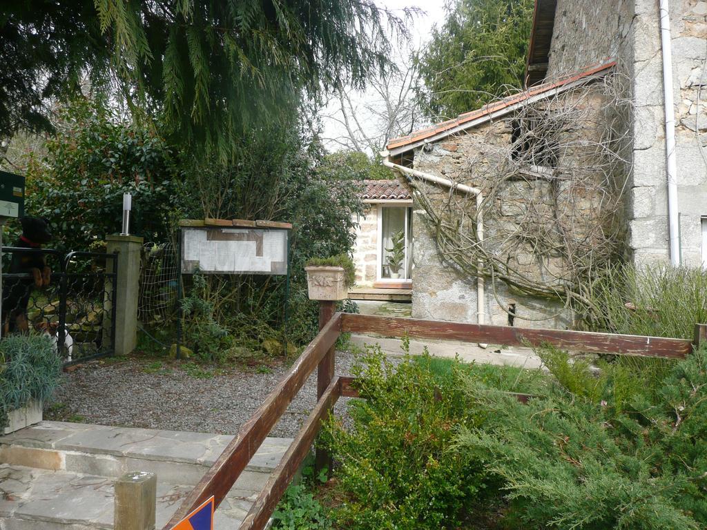 Chambres D'Hotes D'Antardieu Saint-Junien Room photo